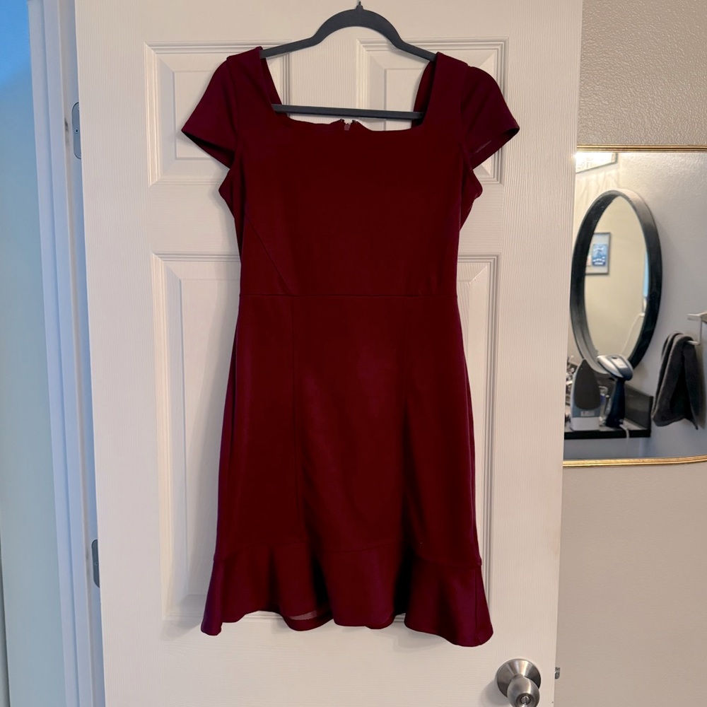 Cute square neck maroon dress. Great condition.